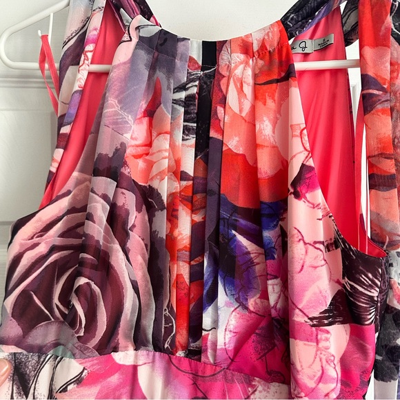 Eliza J Floral Halter Dress Size 8 - Picture 4 of 5
